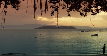 Proteção Ambiental Praia de Sambaqui Pôr do Sol